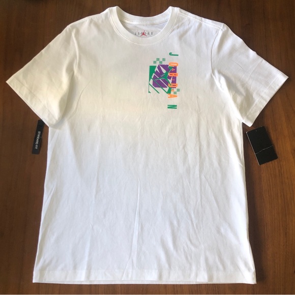 Air Jordan Futura Retro Tee Men’s Size M White T-Shirt ✨NWT✨ - Picture 4 of 9